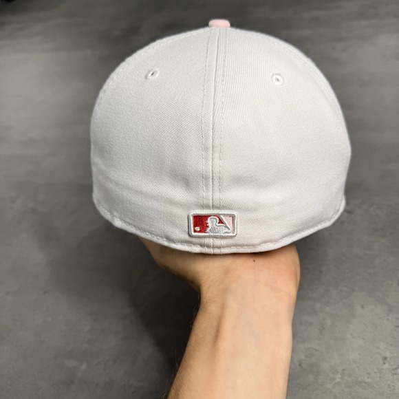 Hat Club Seattle Mariners New Era Cap 7 1/2 White Pink Cherry Red Two Tone MLB‎ - Picture 5 of 7